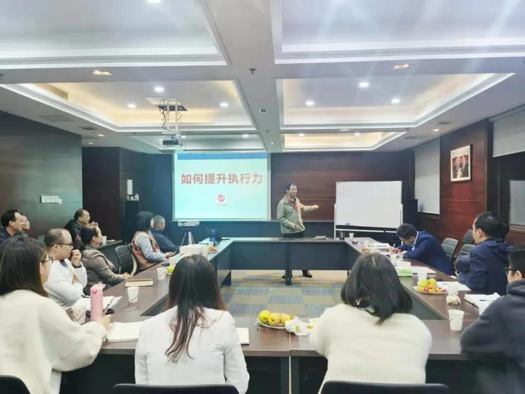 k8凯发天生赢家一触即发人生學院1.jpg