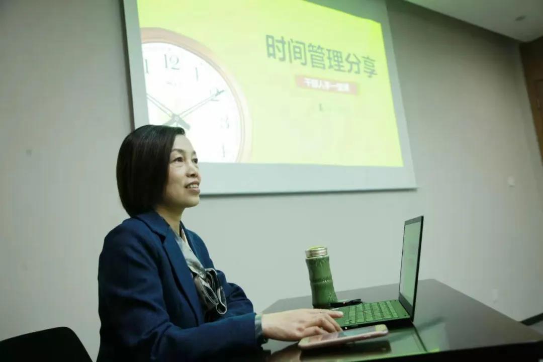 k8凯发天生赢家一触即发人生學院4.jpg